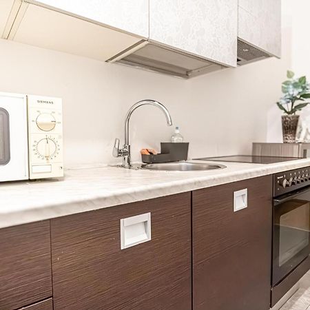 Central Belvedere 3Br Shared Apartment - 12 Min From City Center Вена Экстерьер фото