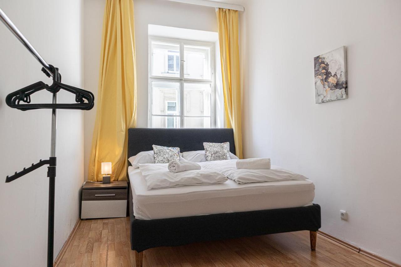 Central Belvedere 3Br Shared Apartment - 12 Min From City Center Вена Экстерьер фото