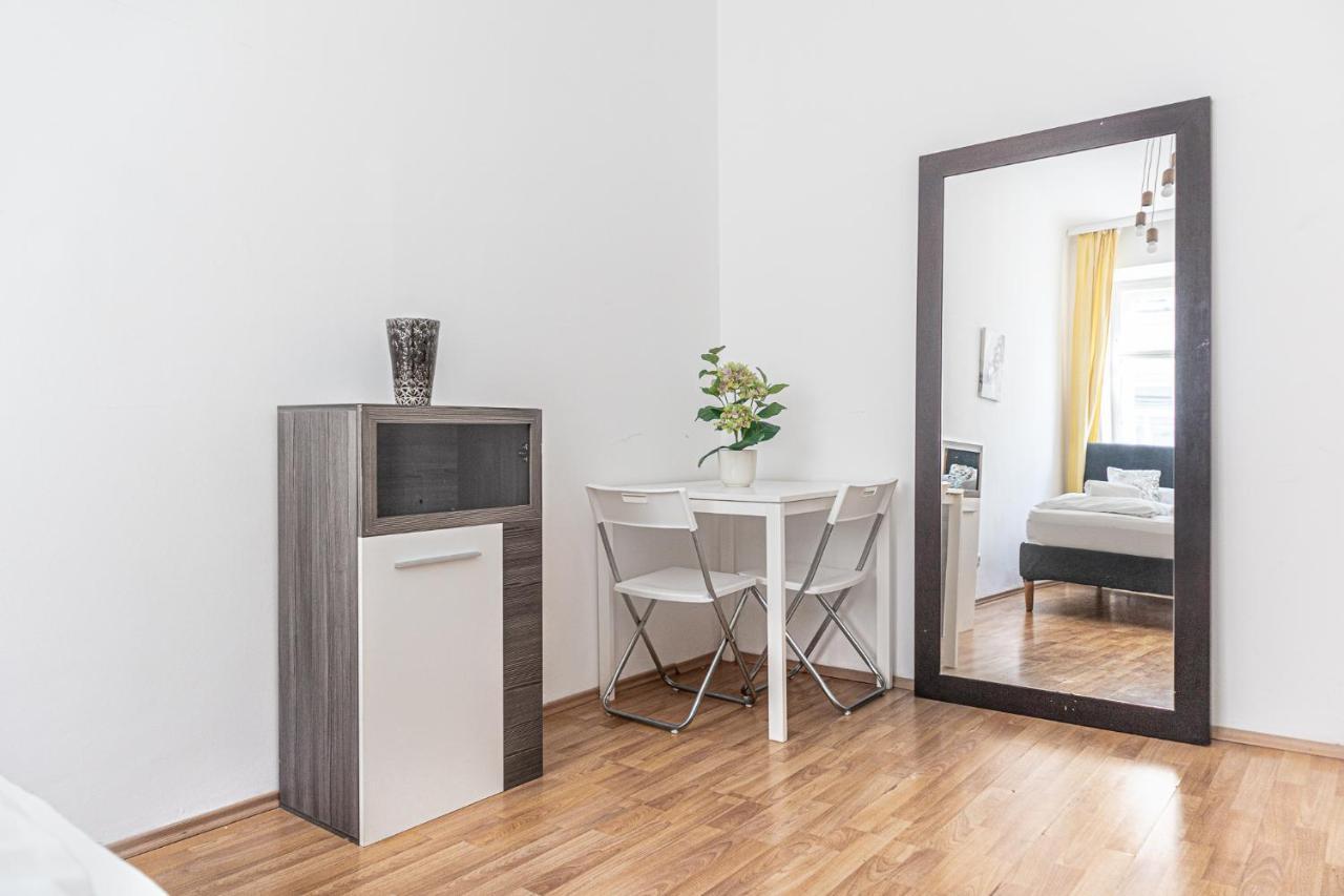 Central Belvedere 3Br Shared Apartment - 12 Min From City Center Вена Экстерьер фото